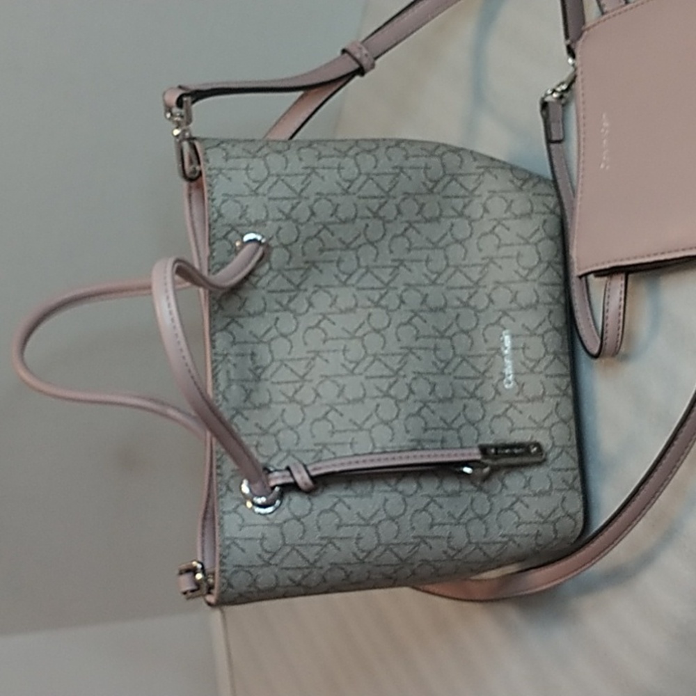 Calvin Klein Light Pink and Gray Crossbody Bag With Wallet